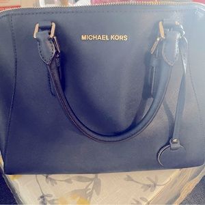 Michael Kors Navy blue handbag. New bag. long shoulder strap included